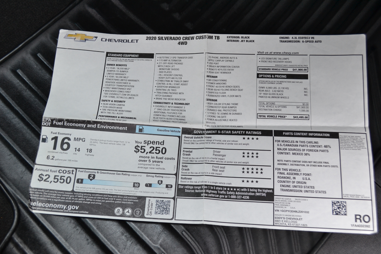 Chevrolet Silverado 1500 Custom Trail Boss Crew Cab Short Box 4WD 2020 Chevrolet Silverado 1500 Custom Trail Boss Crew Cab Short Box 4WD 2020