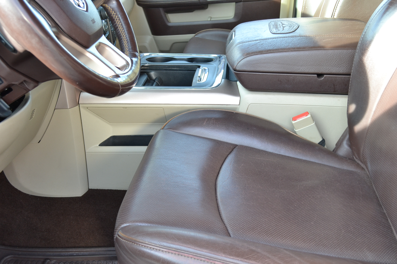 RAM 1500 Longhorn Crew Cab SWB 4WD 2016