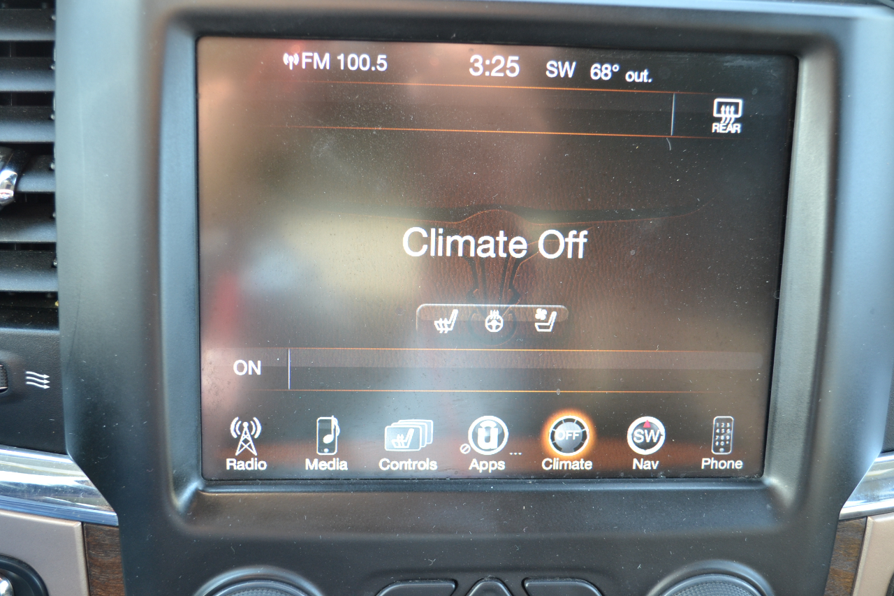 RAM 1500 Longhorn Crew Cab SWB 4WD 2016