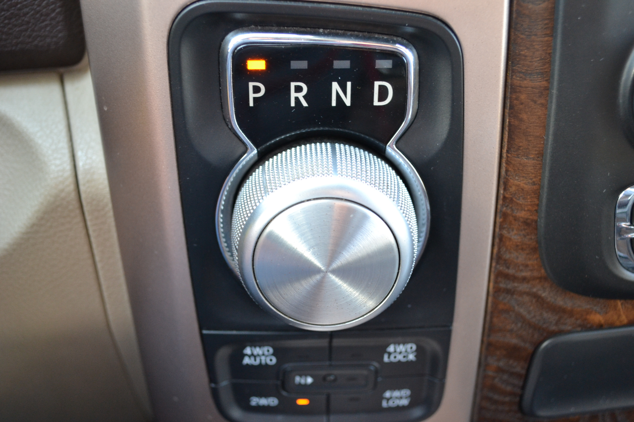 RAM 1500 Longhorn Crew Cab SWB 4WD 2016