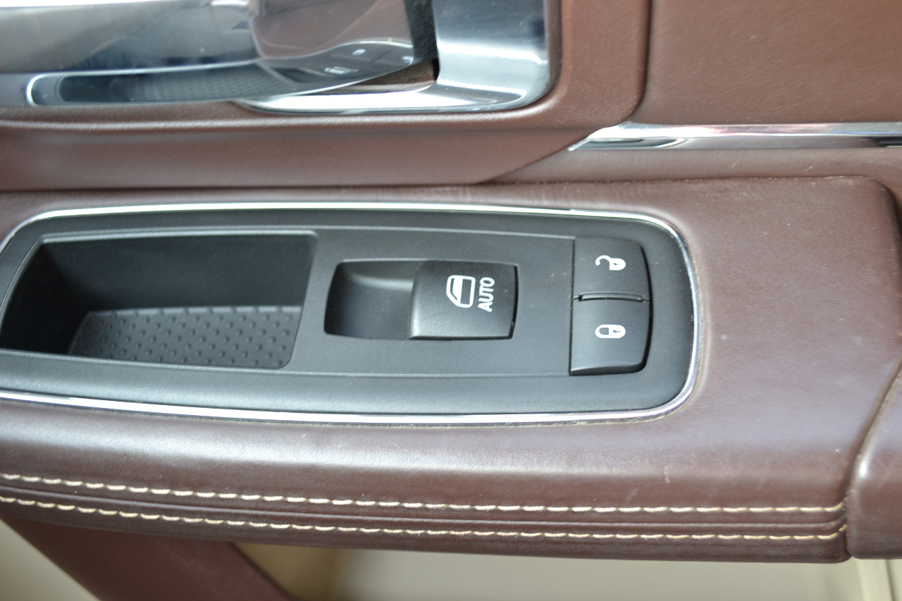 RAM 1500 Longhorn Crew Cab SWB 4WD 2016