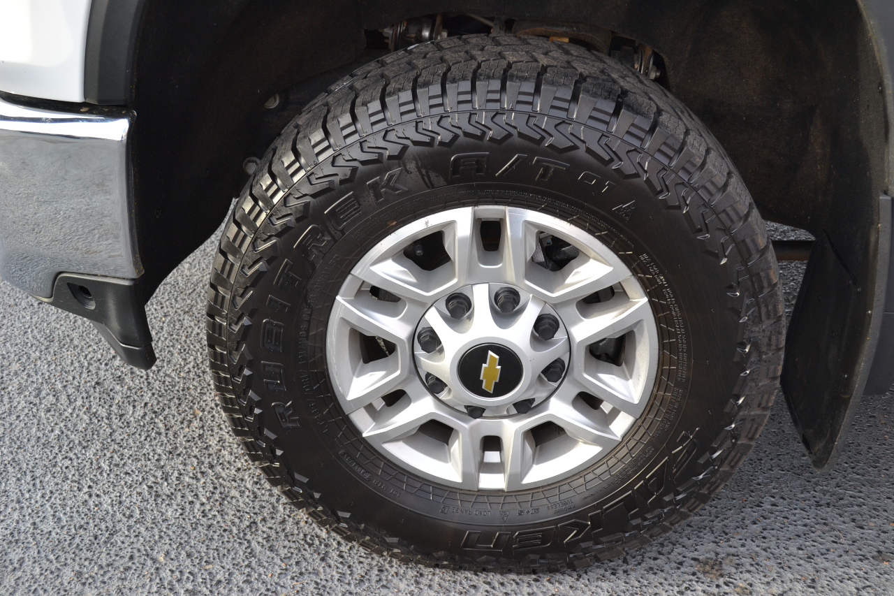 Chevrolet Silverado 2500HD LT Crew Cab Short Box 4WD 2022