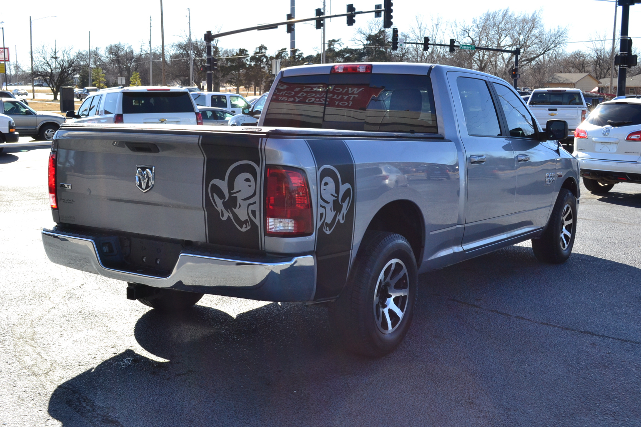 RAM 1500 Classic SLT Crew Cab SWB 2WD 2019