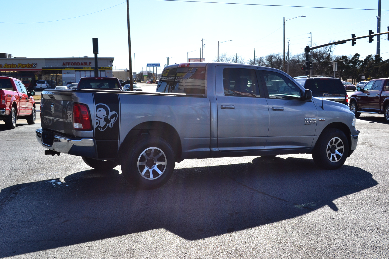 RAM 1500 Classic SLT Crew Cab SWB 2WD 2019