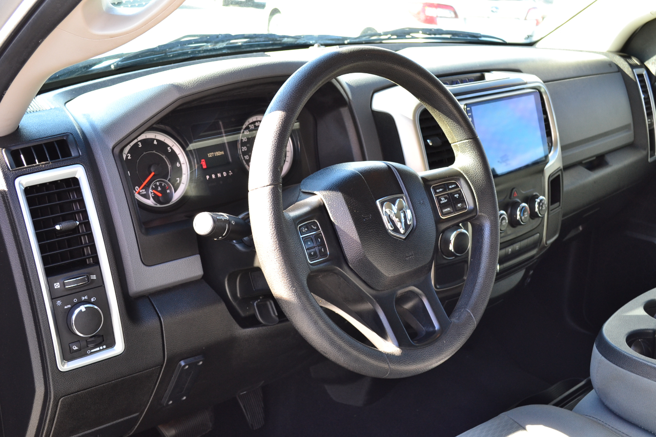 RAM 1500 Classic SLT Crew Cab SWB 2WD 2019