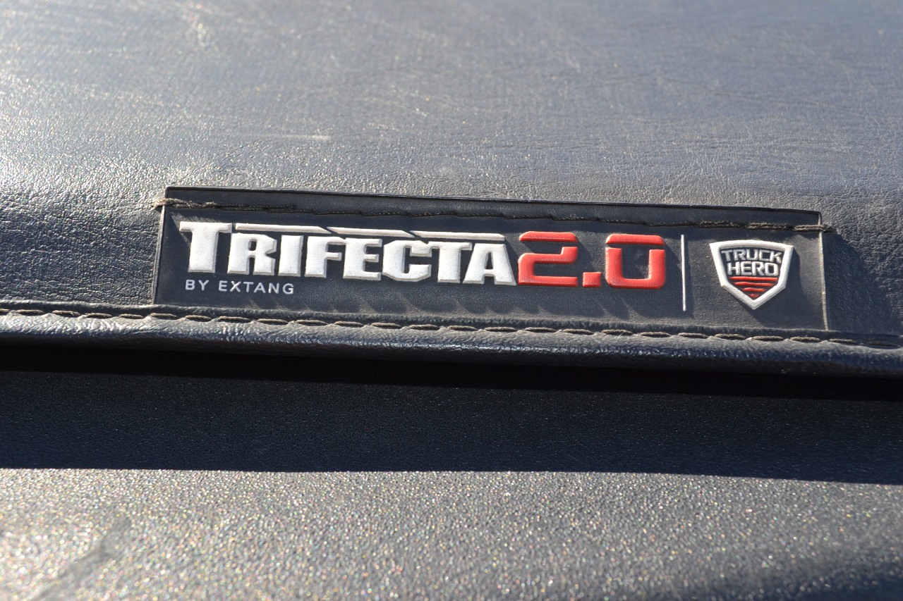 RAM 1500 Classic SLT Crew Cab SWB 2WD 2019