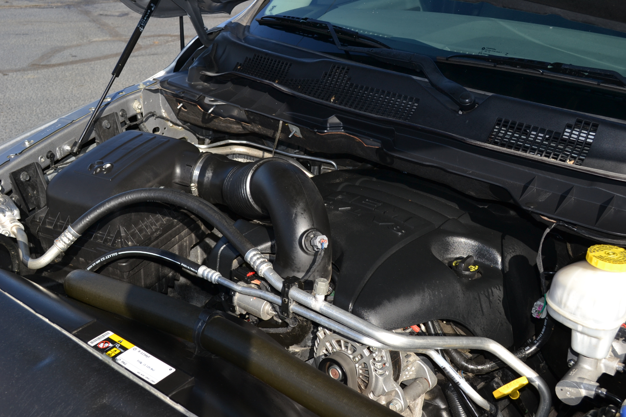 RAM 1500 Classic SLT Crew Cab SWB 2WD 2019