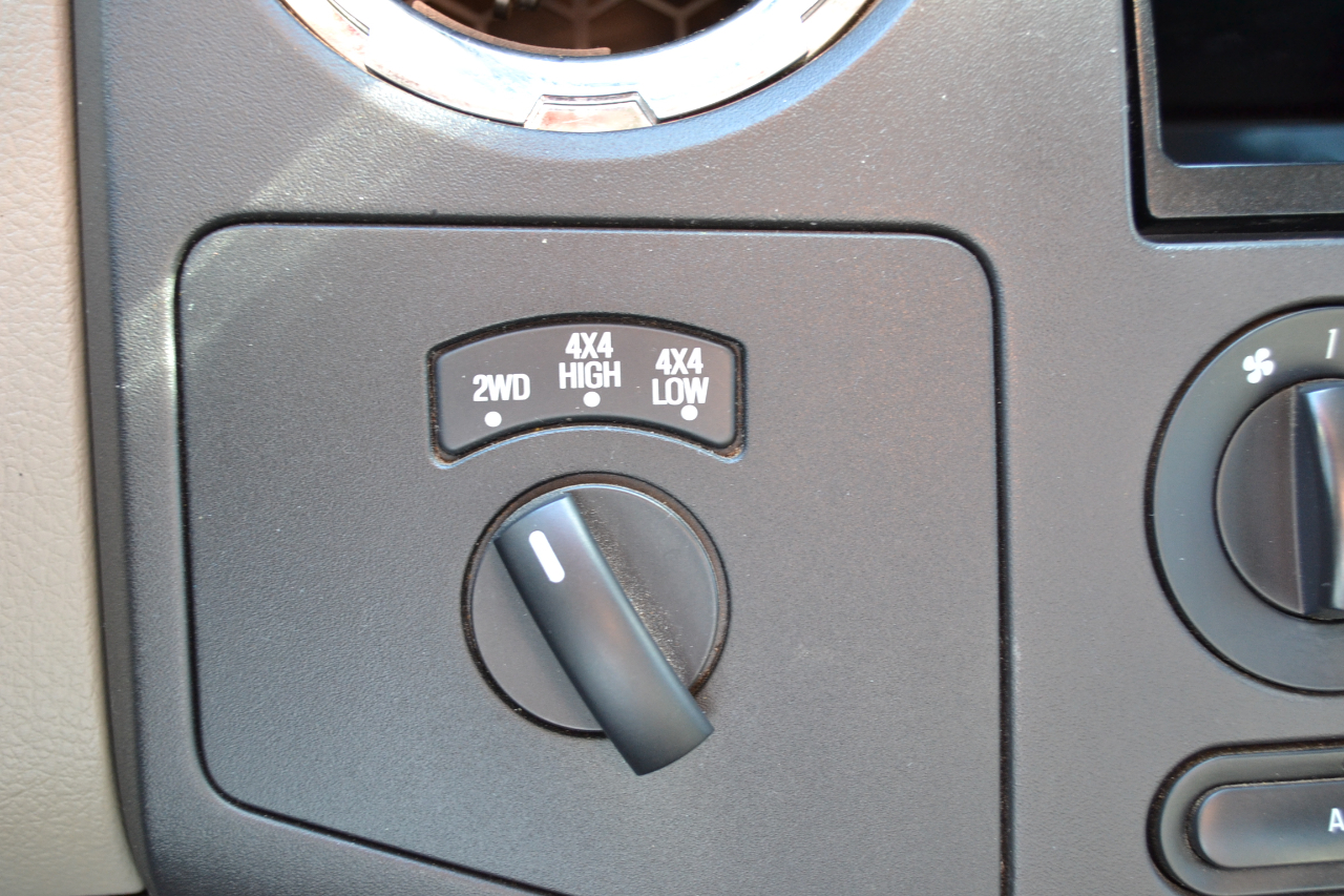 Ford F-250 SD XLT Crew Cab Long Bed 4WD 2010