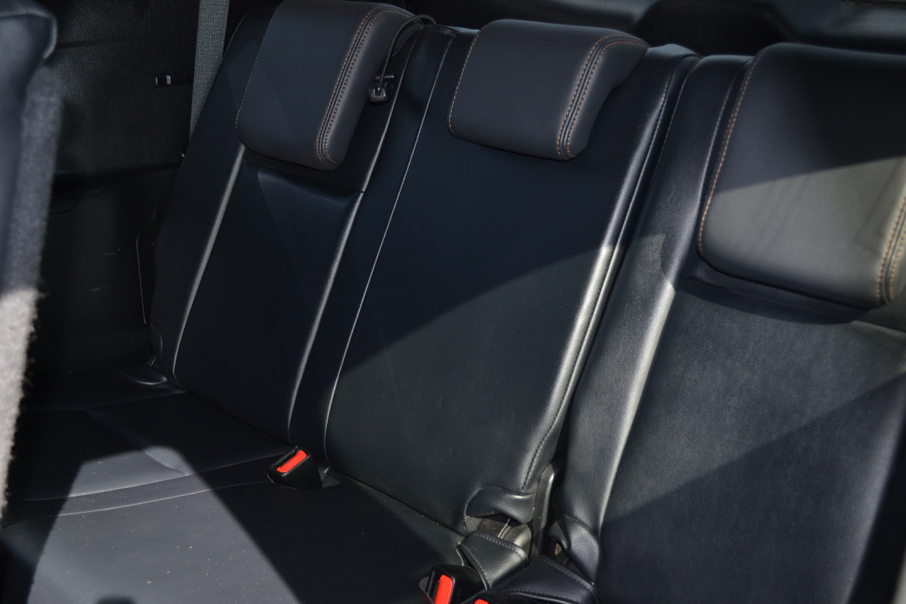 Toyota Highlander XLE FWD V6 2014