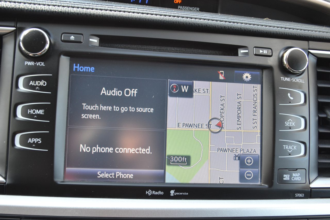 Toyota Highlander XLE FWD V6 2014