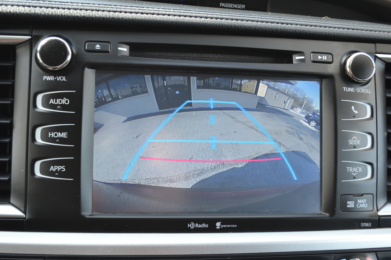 Toyota Highlander XLE FWD V6 2014