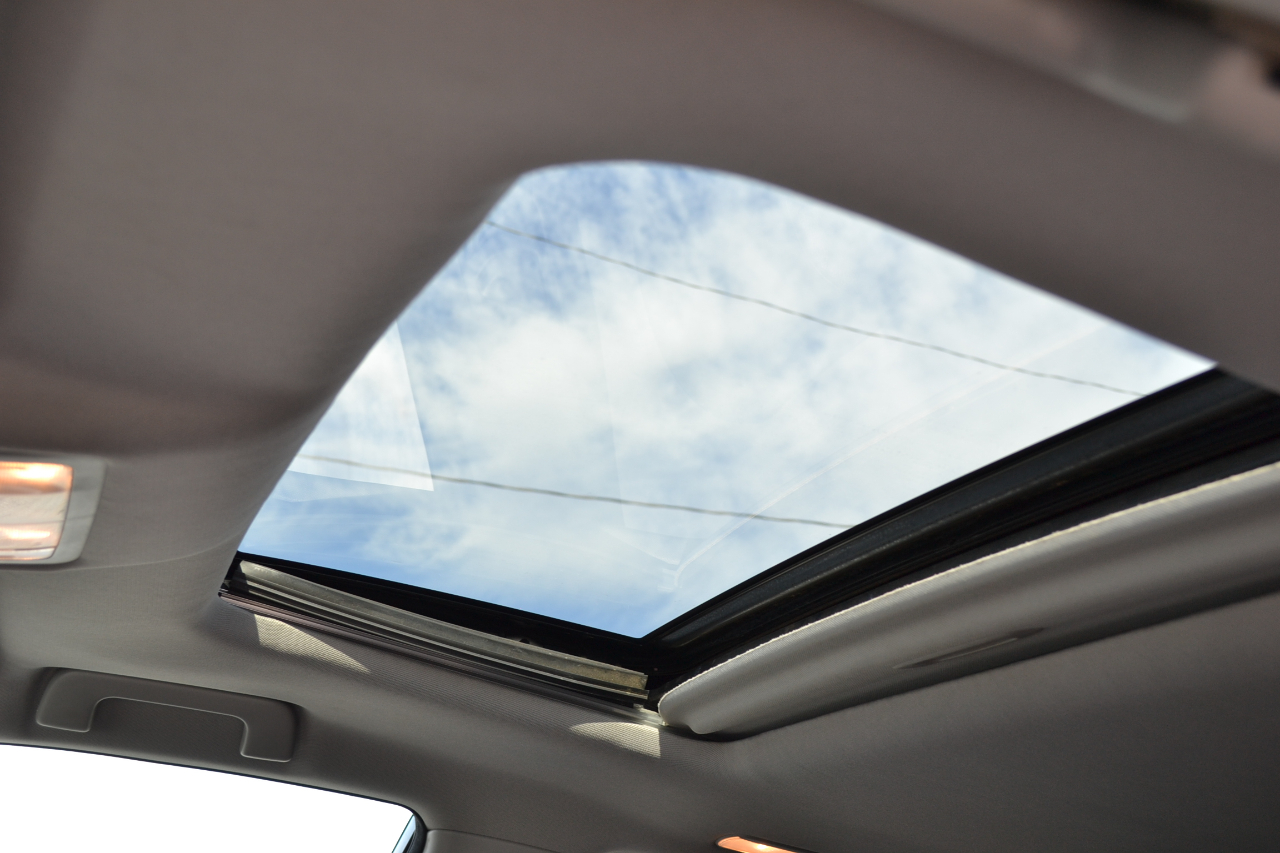 Toyota Highlander XLE FWD V6 2014