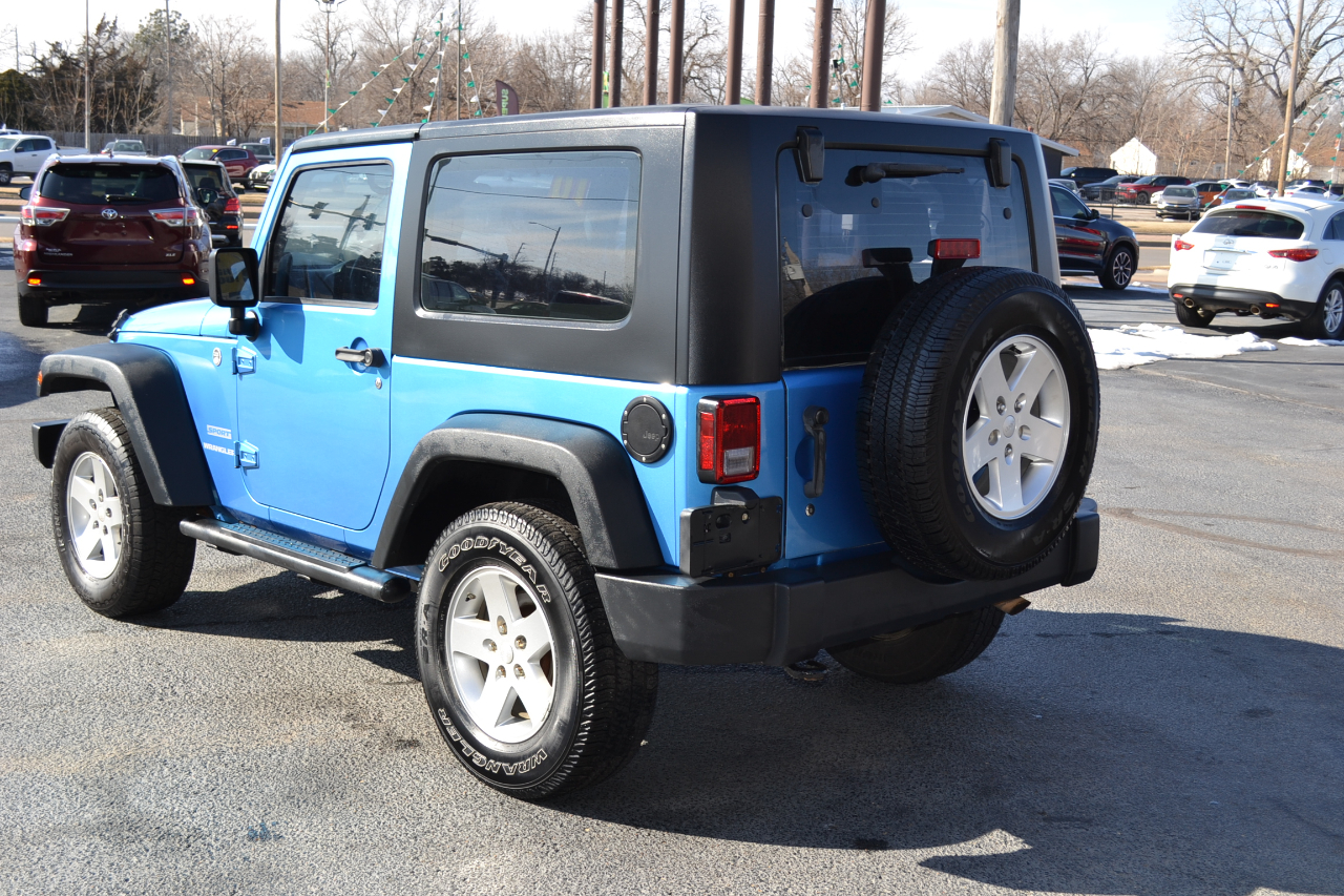Jeep Wrangler Sport 4WD 2010
