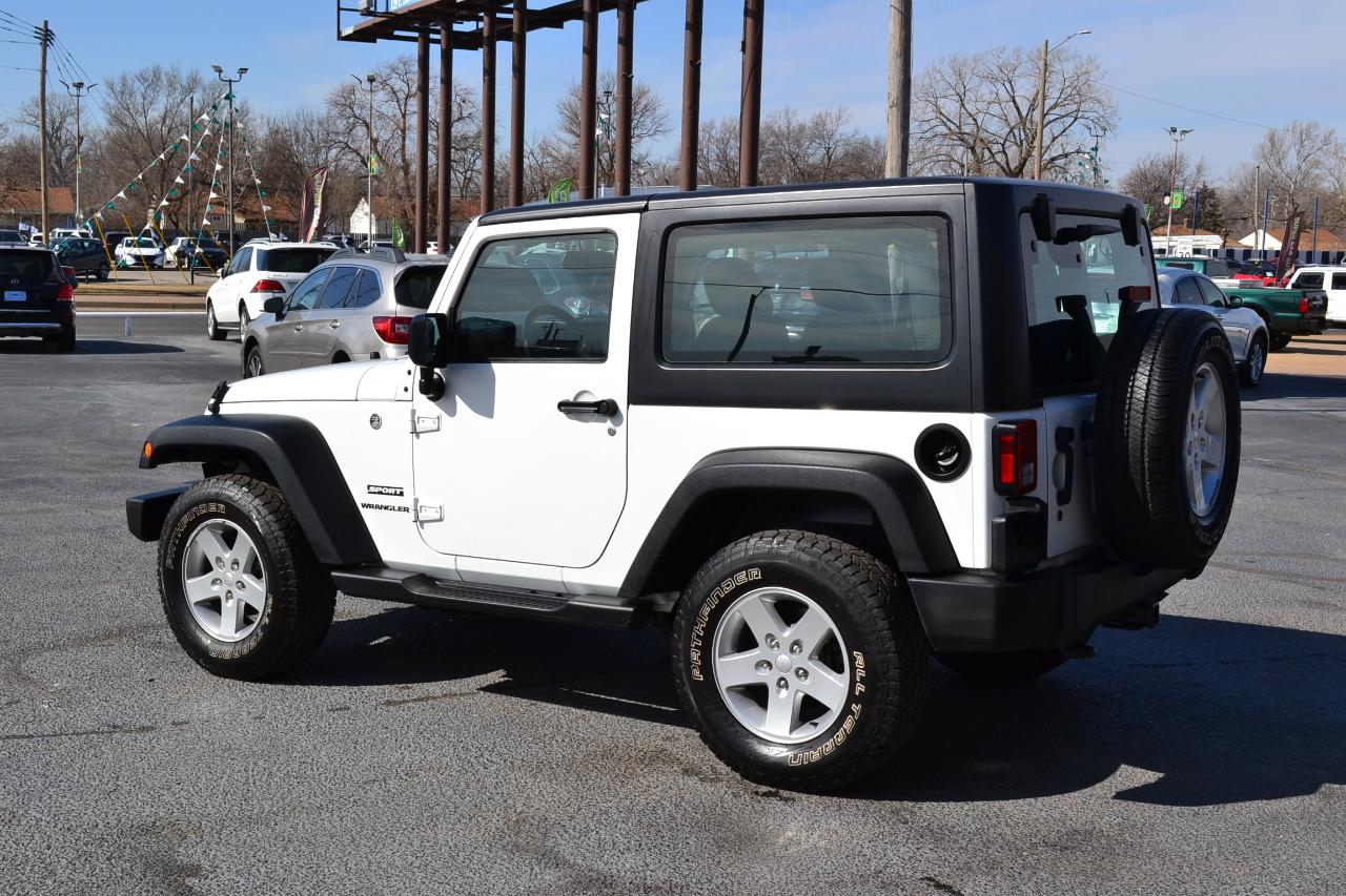 Jeep Wrangler Sport 4WD 2017