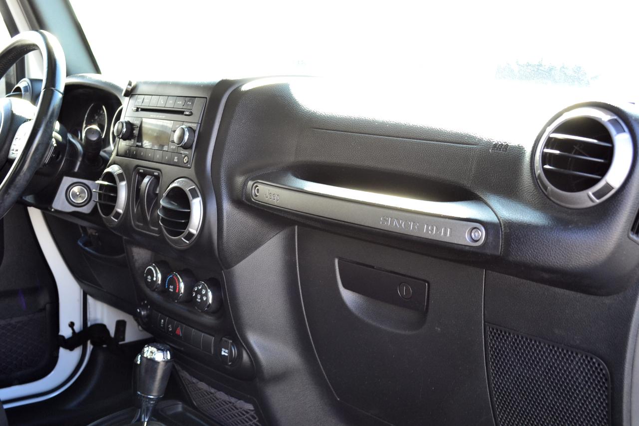 Jeep Wrangler Sport 4WD 2017