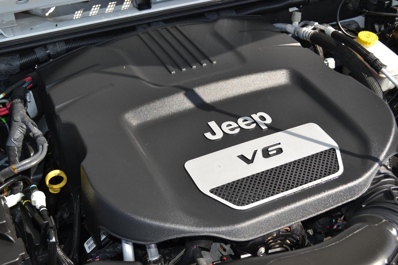 Jeep Wrangler Sport 4WD 2017