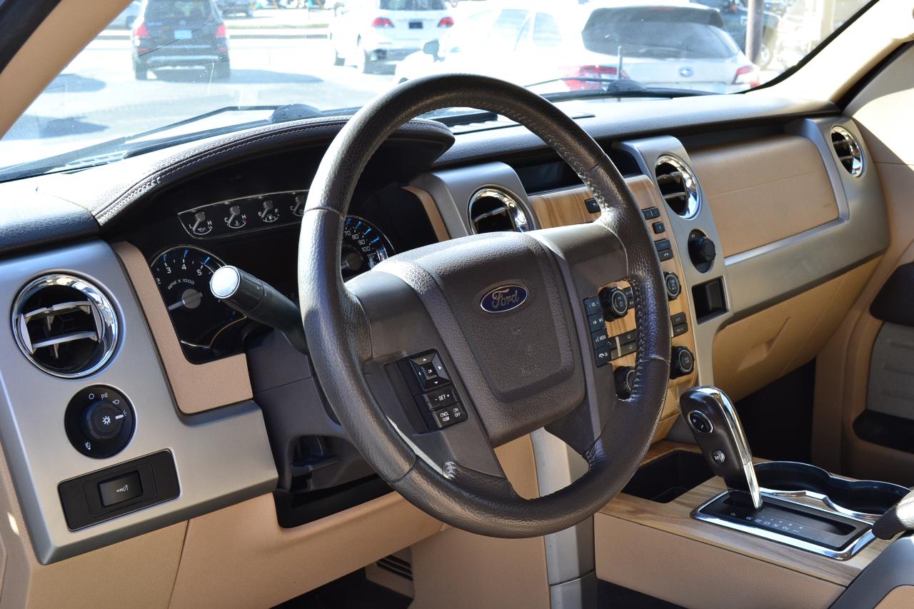 Ford F-150 SuperCrew 150" Lariat 4WD 2011