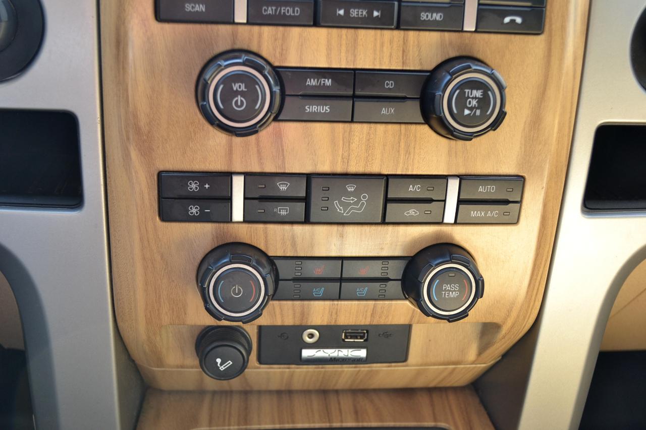 Ford F-150 SuperCrew 150" Lariat 4WD 2011