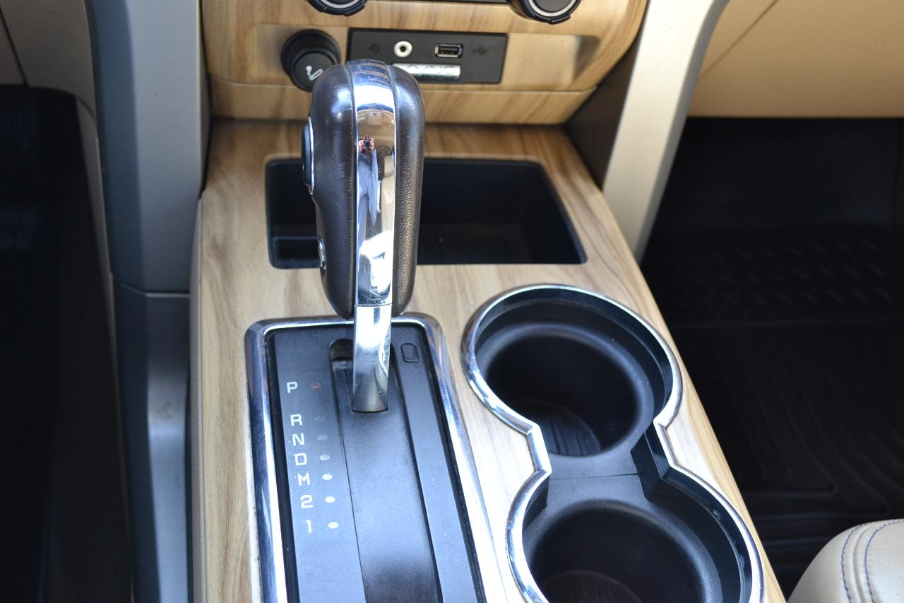 Ford F-150 SuperCrew 150" Lariat 4WD 2011