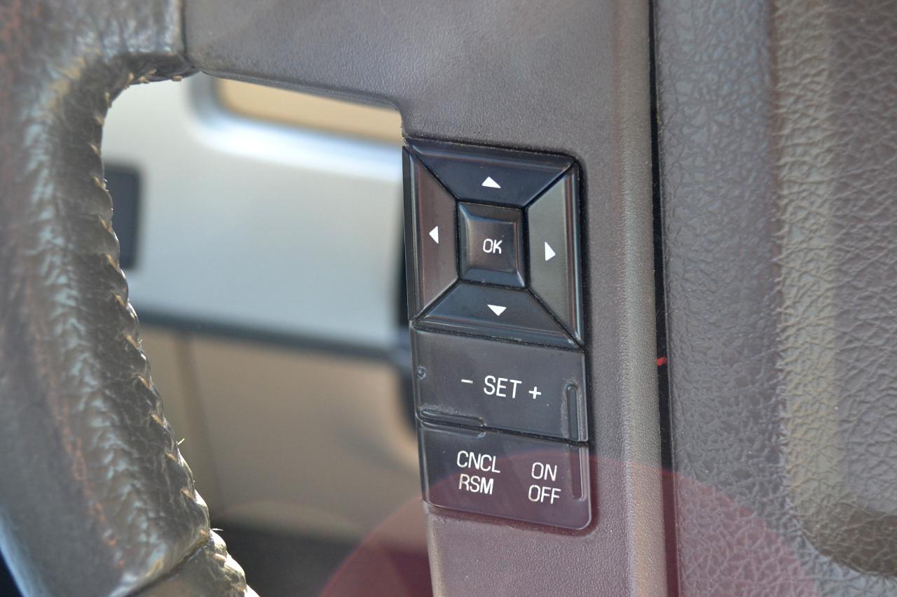 Ford F-150 SuperCrew 150" Lariat 4WD 2011