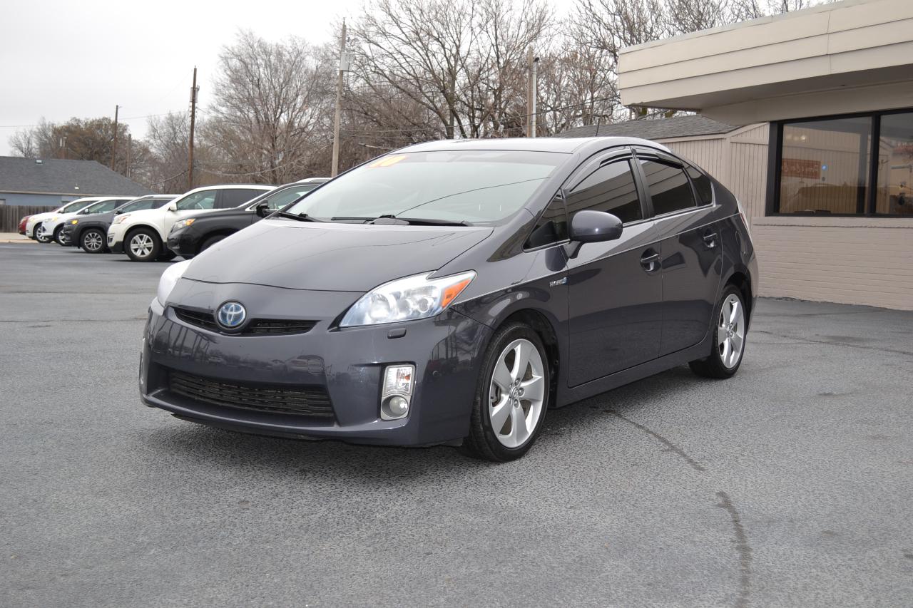 Toyota Prius Prius V 2010