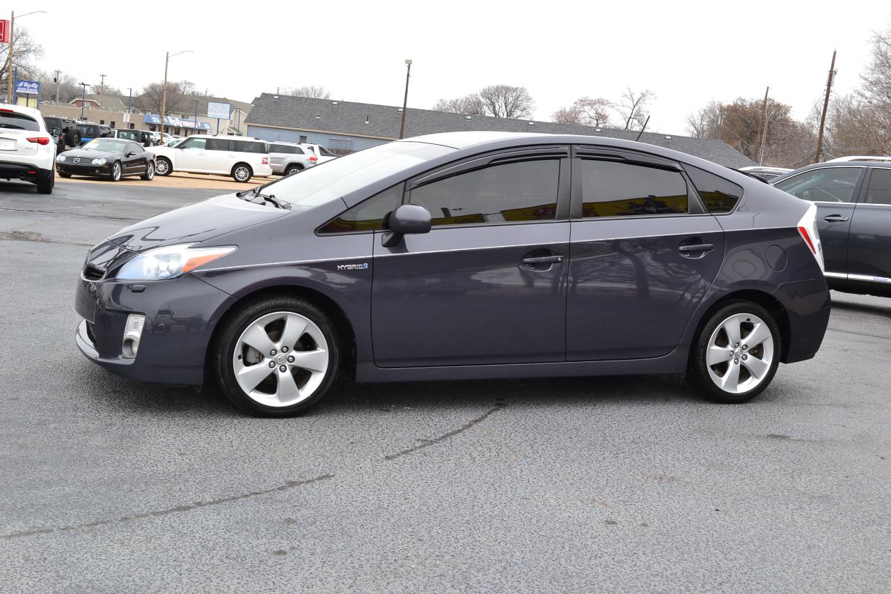 Toyota Prius Prius V 2010
