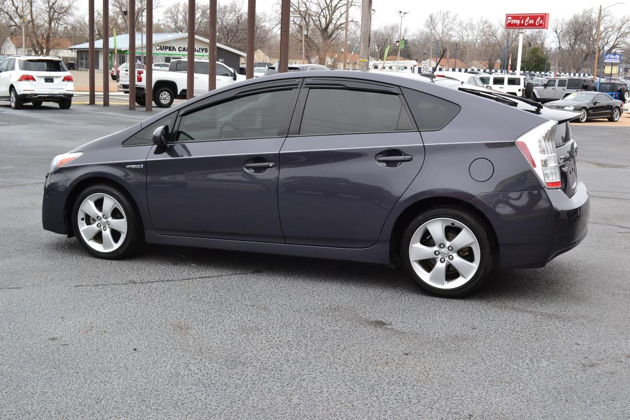 Toyota Prius Prius V 2010
