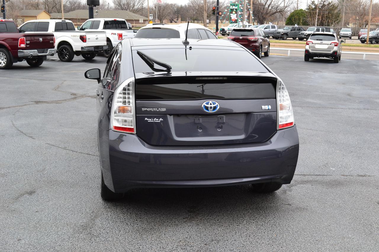 Toyota Prius Prius V 2010