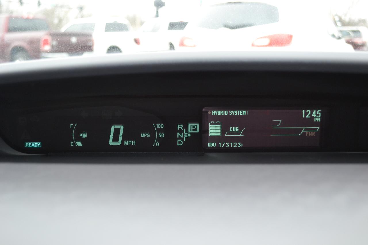 Toyota Prius Prius V 2010