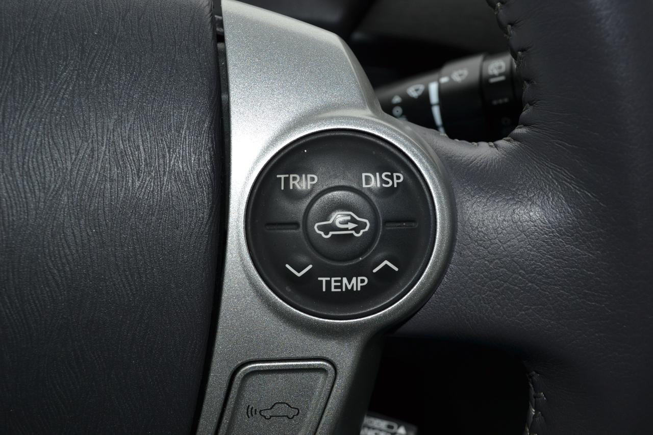 Toyota Prius Prius V 2010