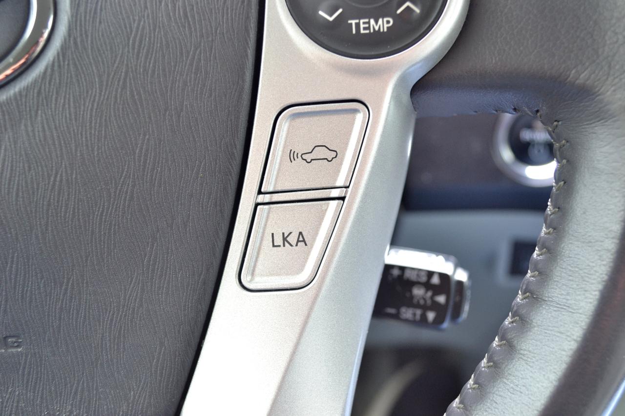 Toyota Prius Prius V 2010