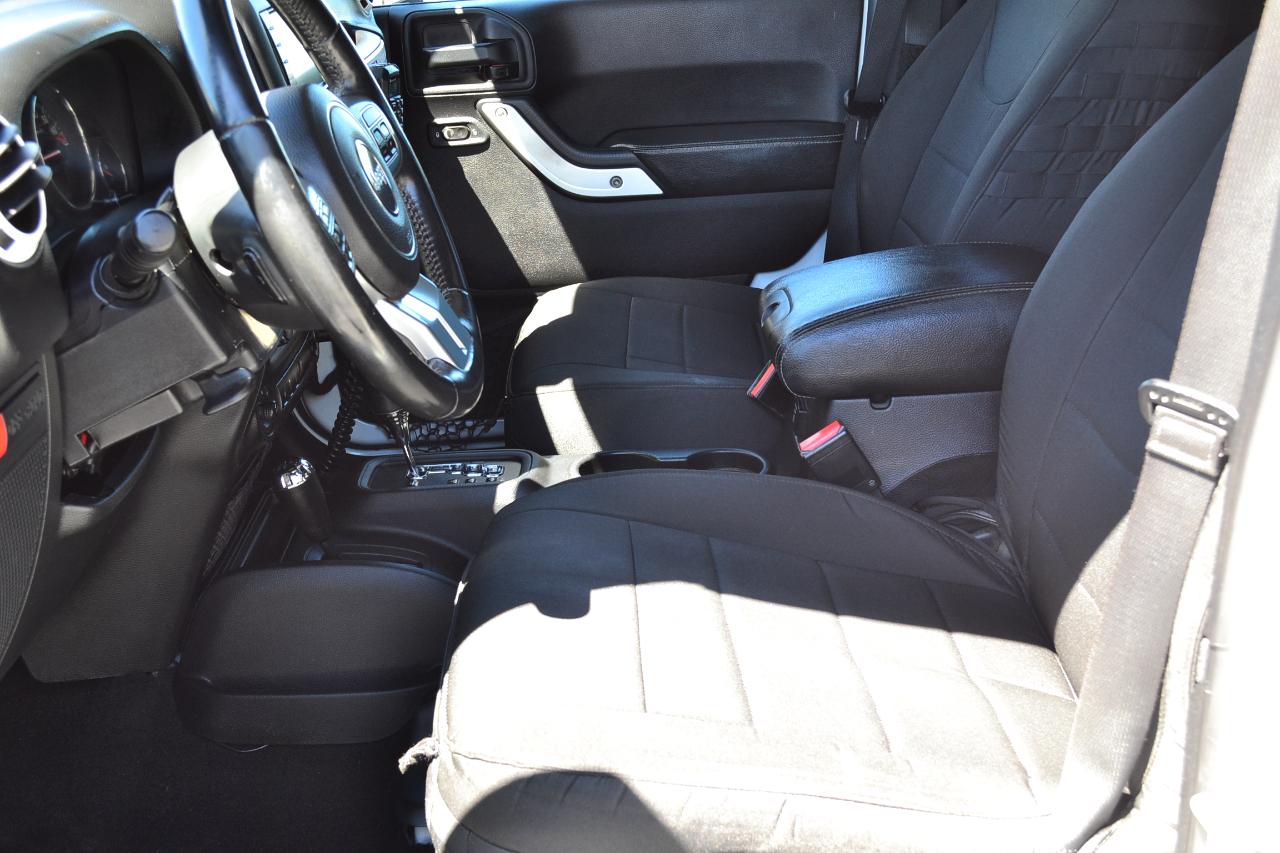 Jeep Wrangler Unlimited Rubicon 4WD 2015