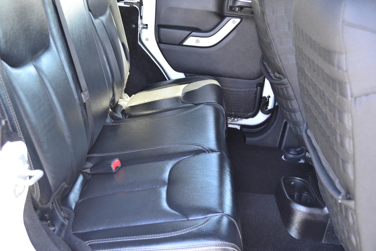 Jeep Wrangler Unlimited Rubicon 4WD 2015