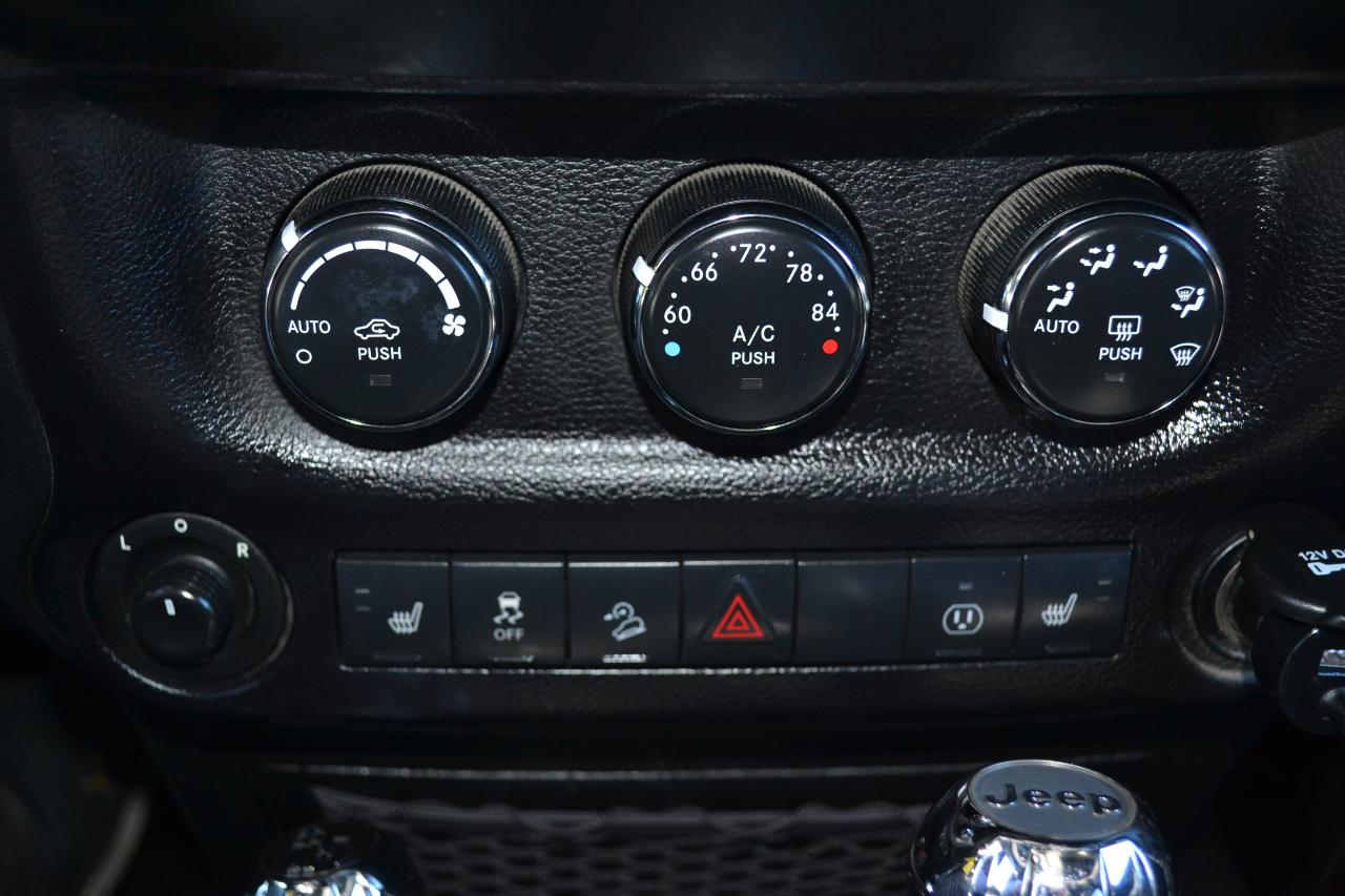 Jeep Wrangler Unlimited Rubicon 4WD 2015