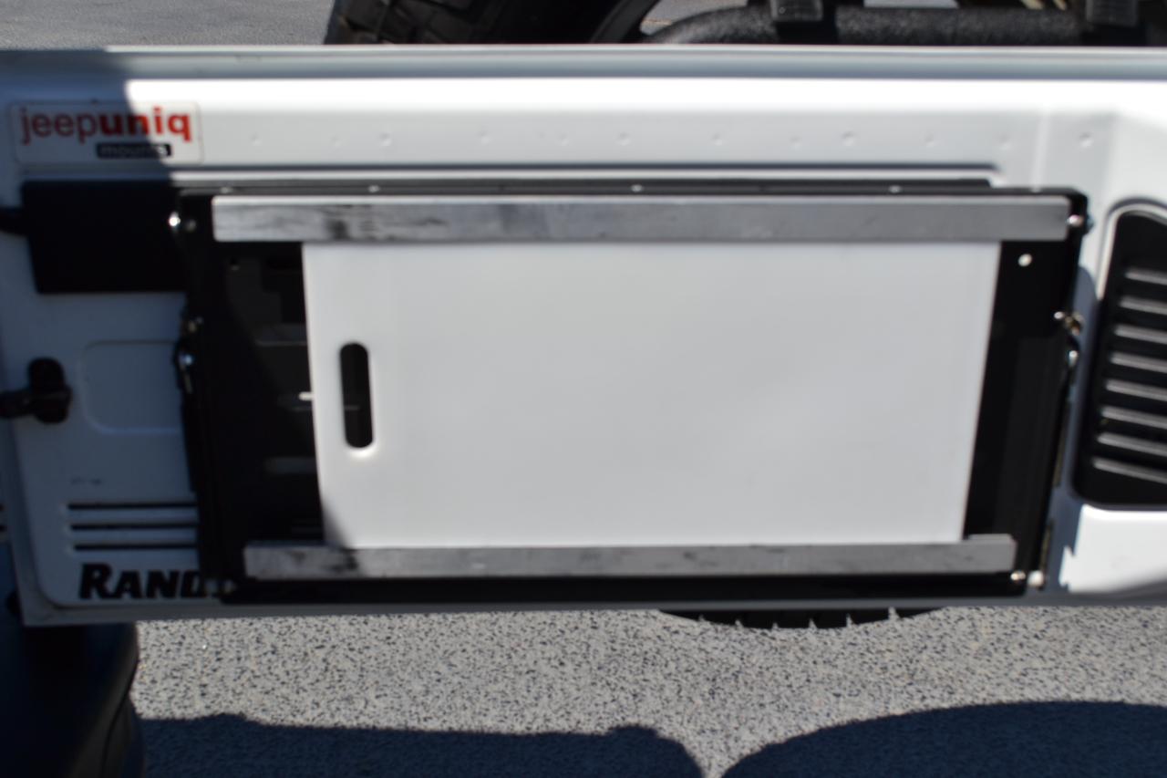 Jeep Wrangler Unlimited Rubicon 4WD 2015