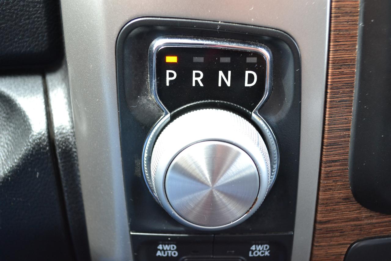 RAM 1500 Laramie Crew Cab SWB 4WD 2018