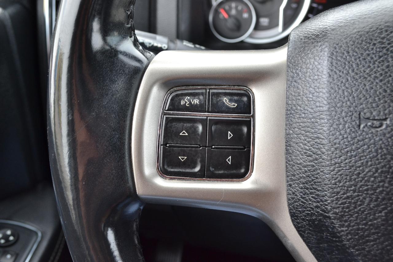 RAM 1500 Laramie Crew Cab SWB 4WD 2018