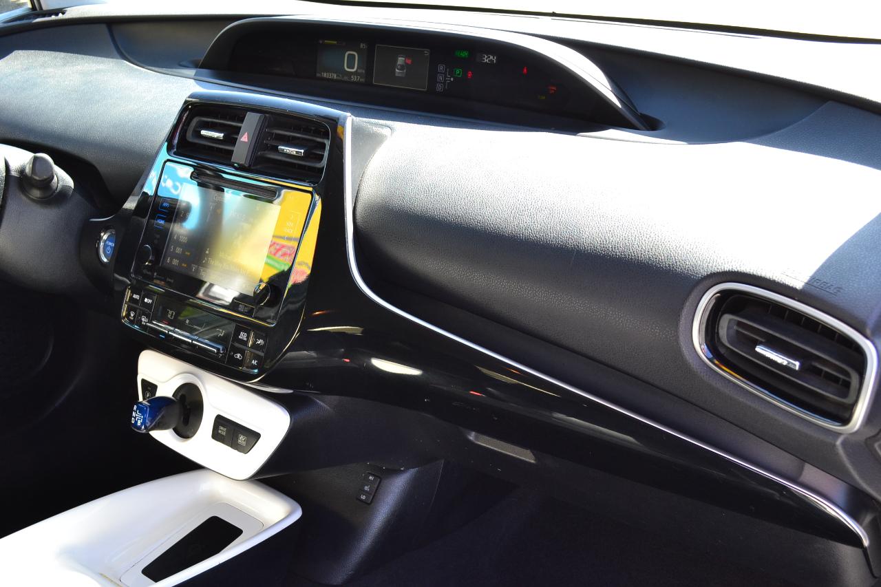 Toyota Prius Four 2016