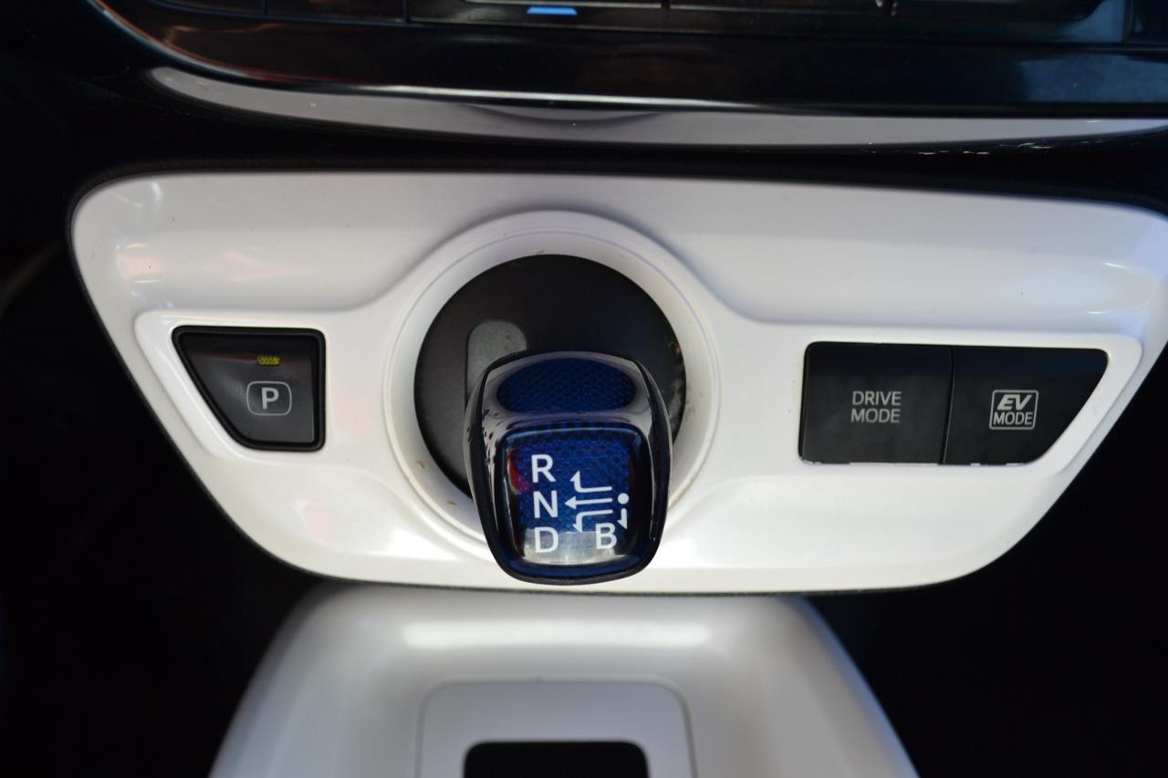 Toyota Prius Four 2016