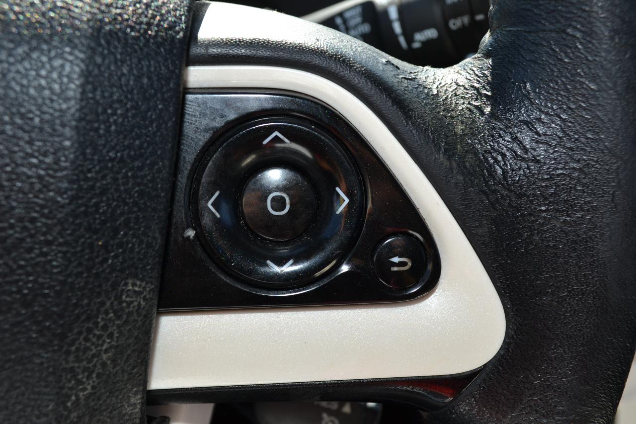 Toyota Prius Four 2016