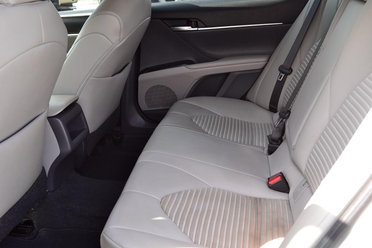 Toyota Camry SE 2018
