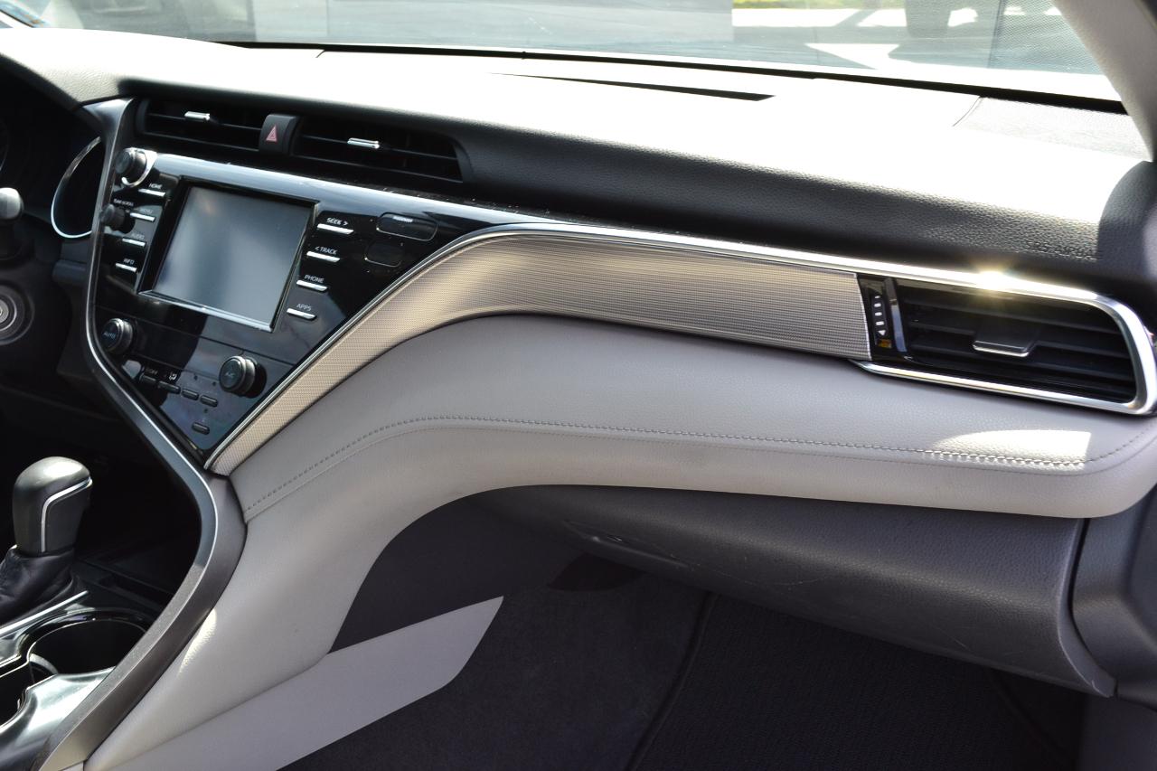 Toyota Camry SE 2018
