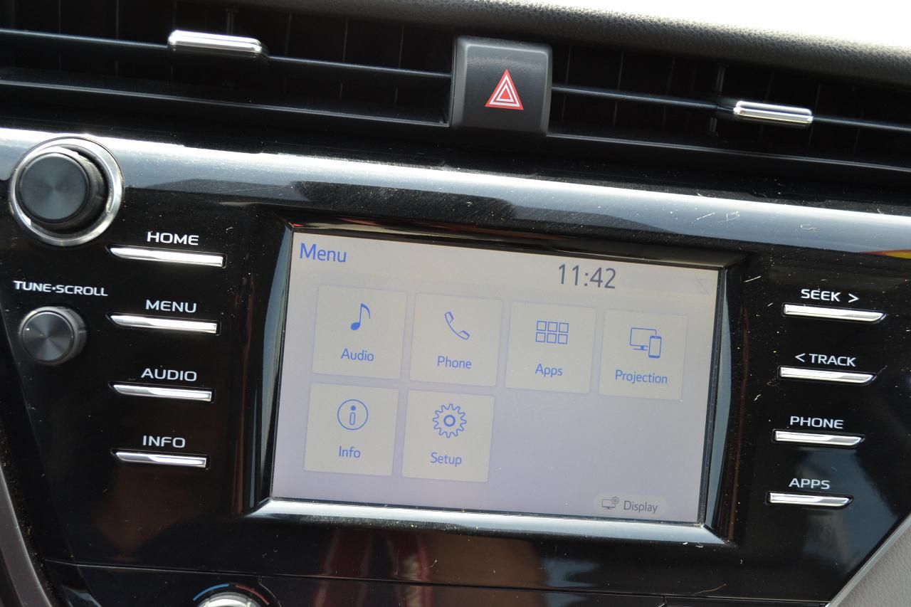 Toyota Camry SE 2018