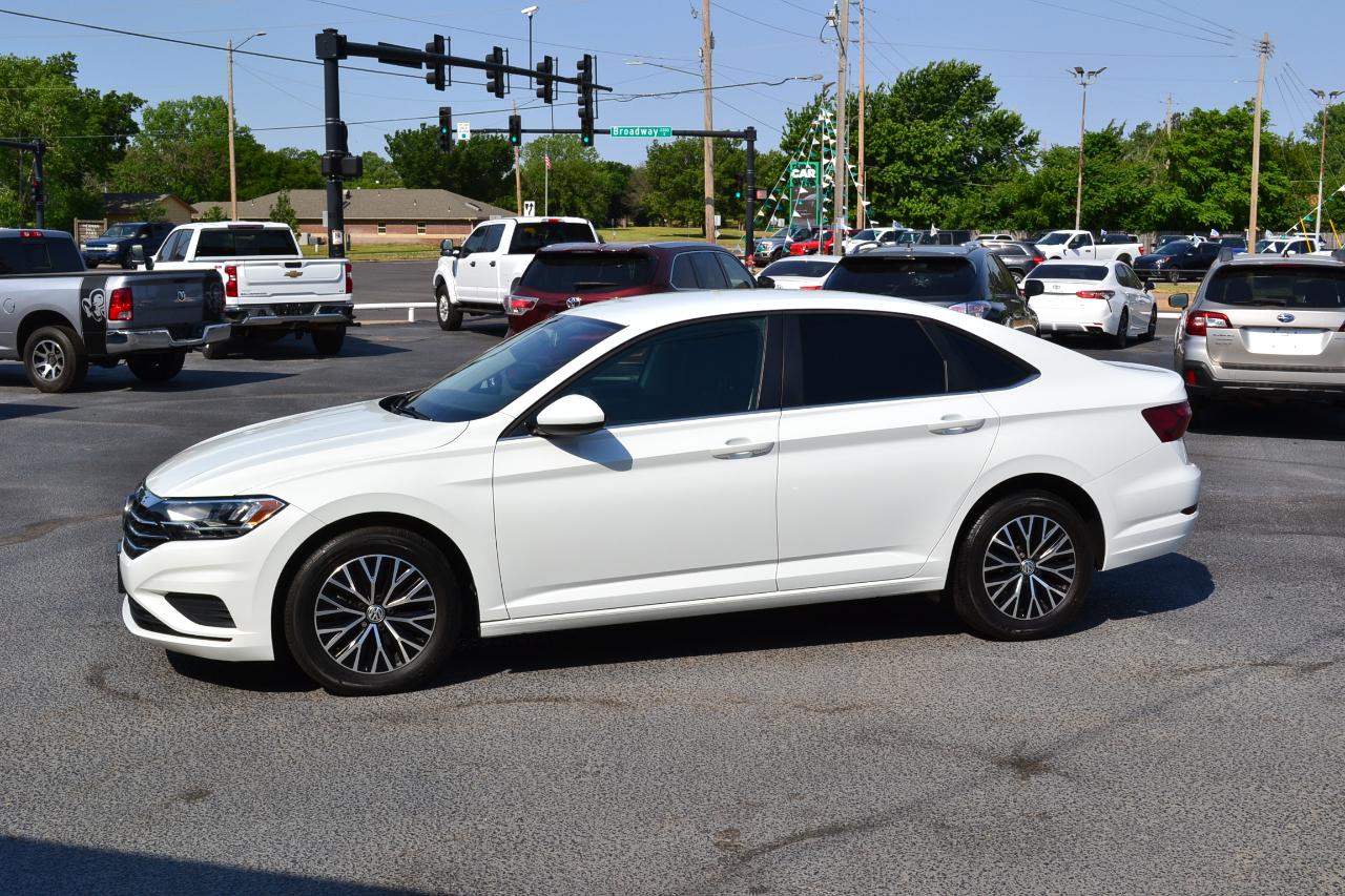 Volkswagen Jetta 1.4T S 6M 2021