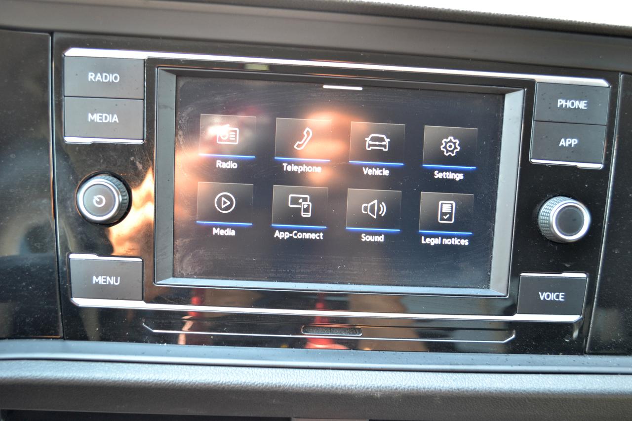 Volkswagen Jetta 1.4T S 6M 2021