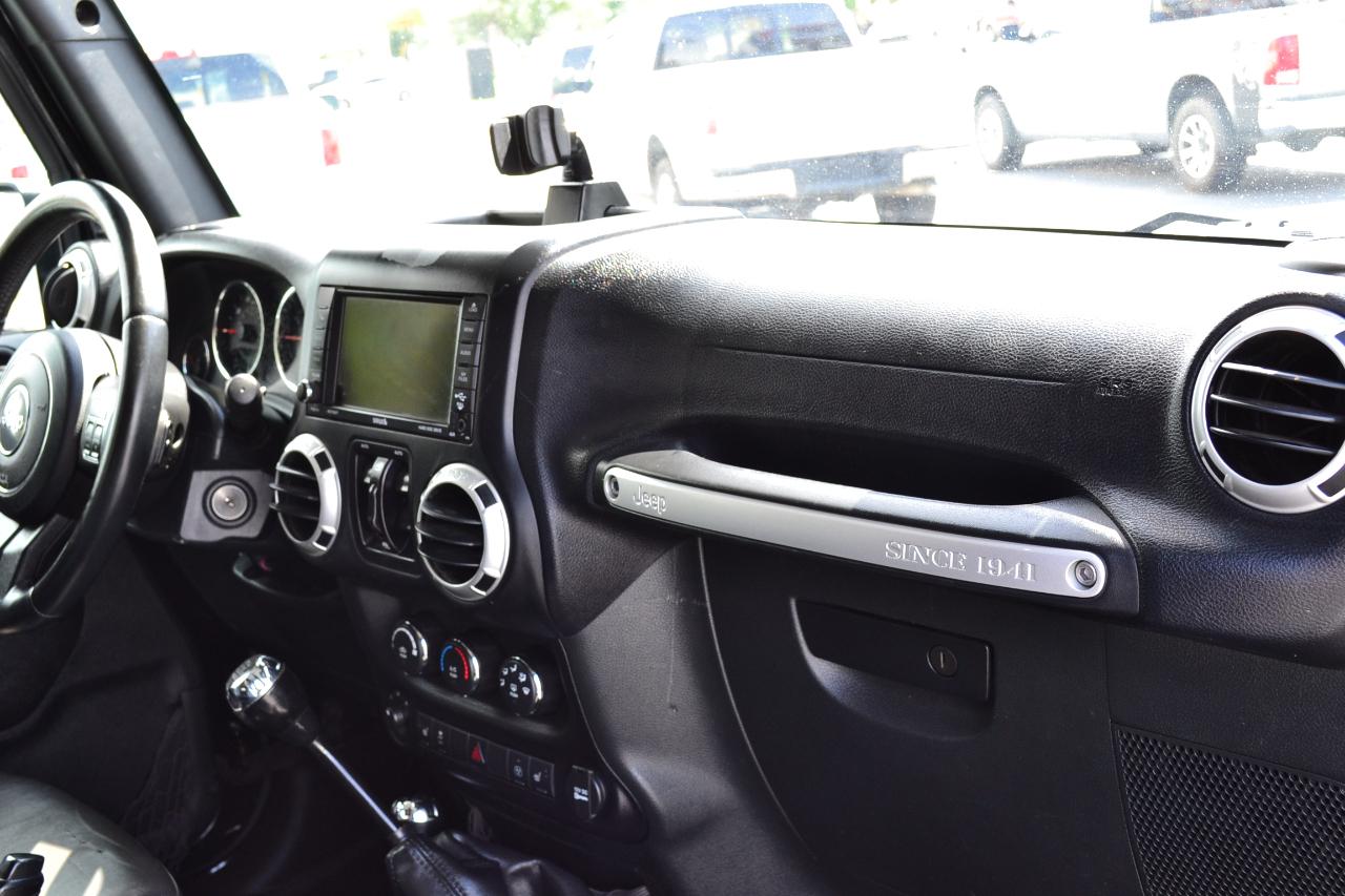 Jeep Wrangler Unlimited Sahara 4WD 2016