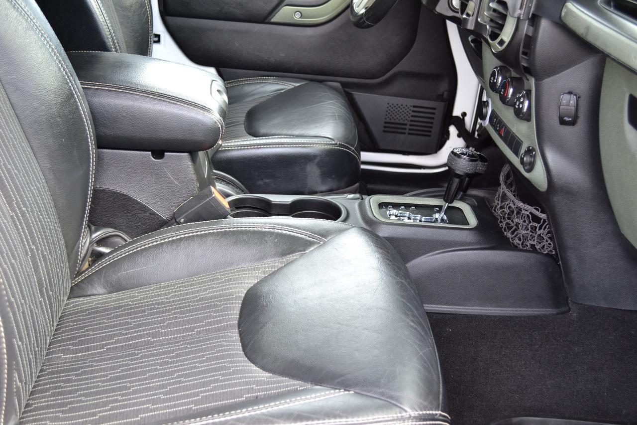 Jeep Wrangler Sport 4WD 2014