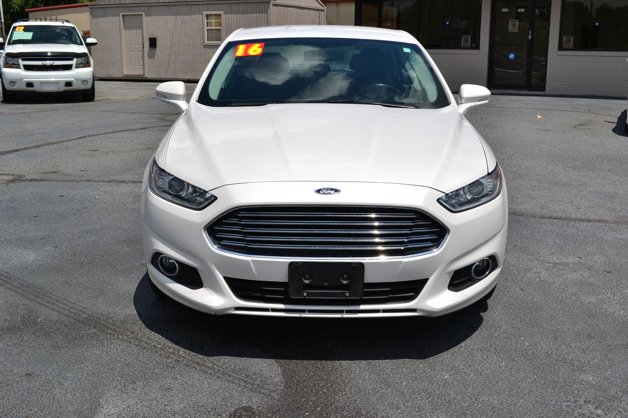 Ford Fusion SE AWD 2016
