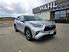 2023 Toyota Highlander Hybrid  2023 Toyota Highlander Hybrid