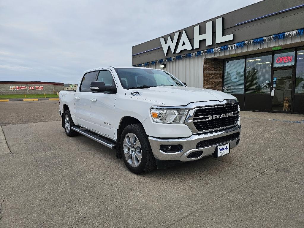 2021 RAM 1500 Big Horn/Lone Star 4x4 Crew Cab 5'7's photo